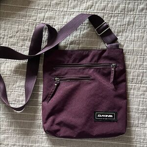 Dakine Plum Bag with Adjustable Strap